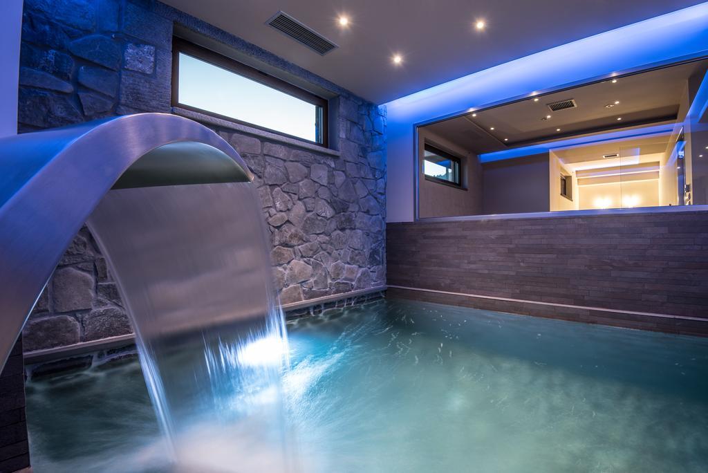 The View Village - Villas Suites & Spa Karpenisi ภายนอก รูปภาพ