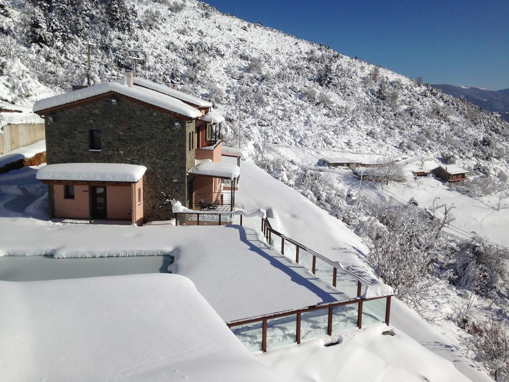 The View Village - Villas Suites & Spa Karpenisi ภายนอก รูปภาพ